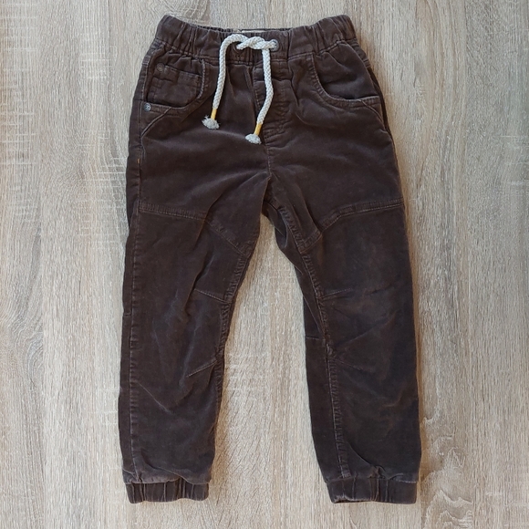 Next Direct like new lined corduroys 4-5 years - Picture 2 of 16